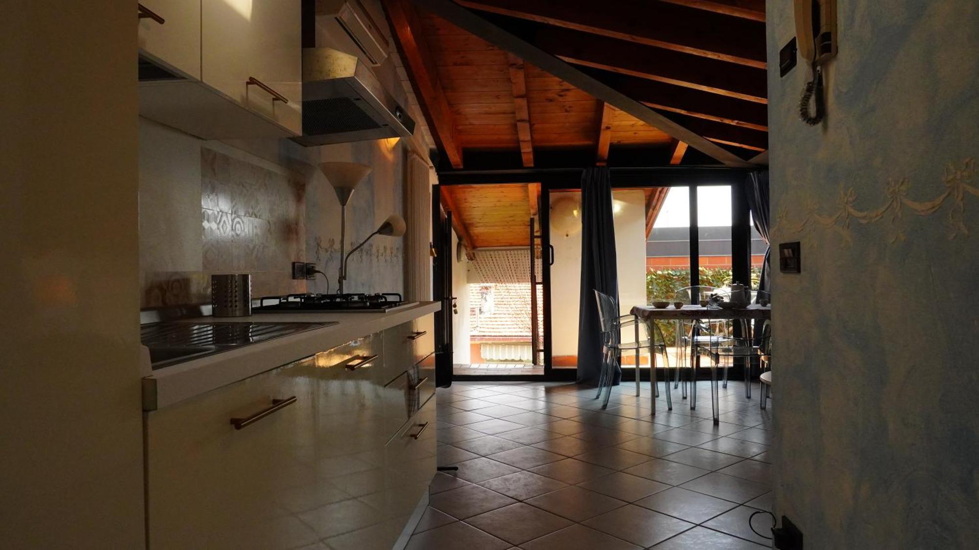 Appartamenti Villa Lina Дезенцано-дель-Гарда Экстерьер фото