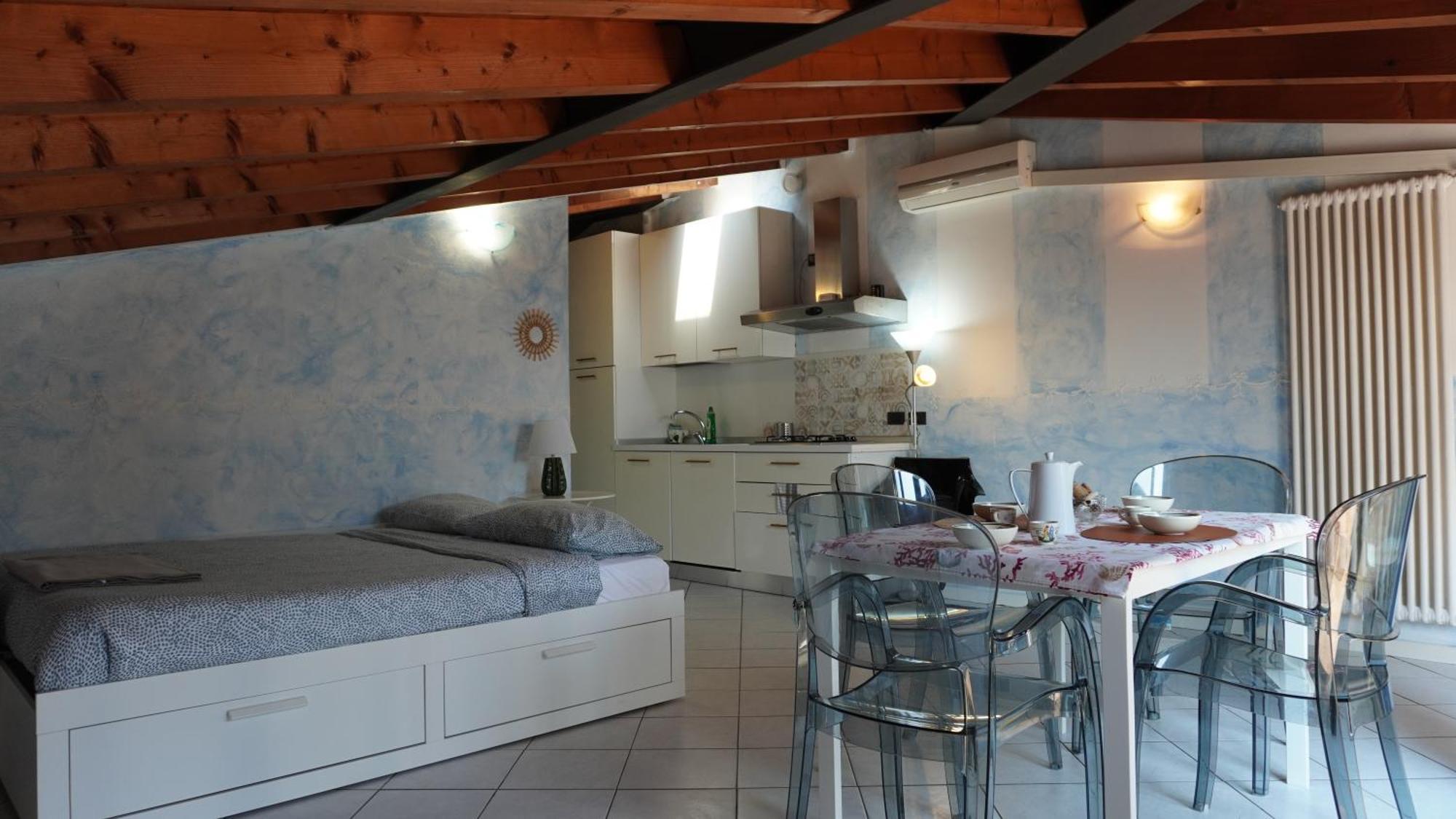 Appartamenti Villa Lina Дезенцано-дель-Гарда Экстерьер фото